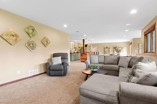 11638 Eckert Avenue SE, Delano, MN 55328