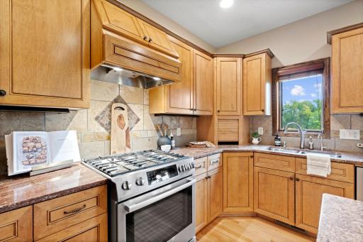 11638 Eckert Avenue SE, Delano, MN 55328