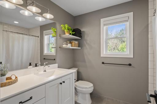 13430 Vickers Street NE, Ham Lake, MN 55304