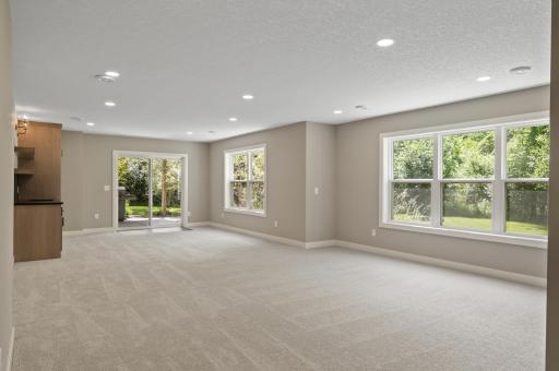13430 Vickers Street NE, Ham Lake, MN 55304