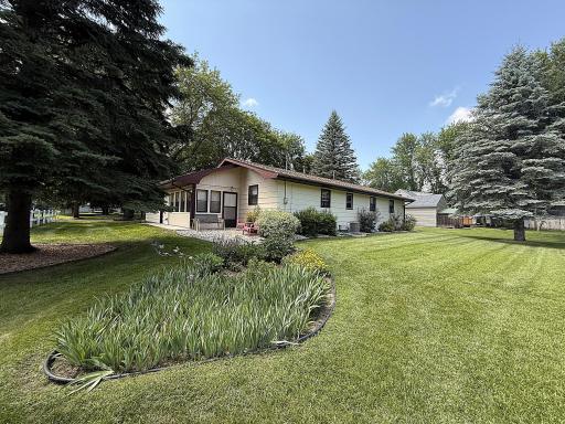 1610 N 6th Street, Montevideo, MN 56265
