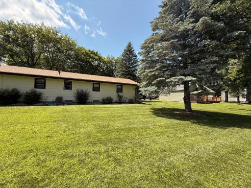1610 N 6th Street, Montevideo, MN 56265