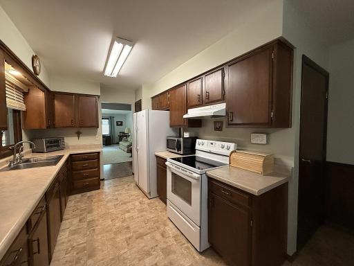 1610 N 6th Street, Montevideo, MN 56265