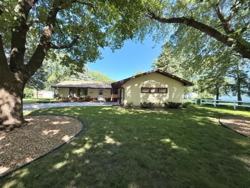 1610 N 6th Street, Montevideo, MN 56265