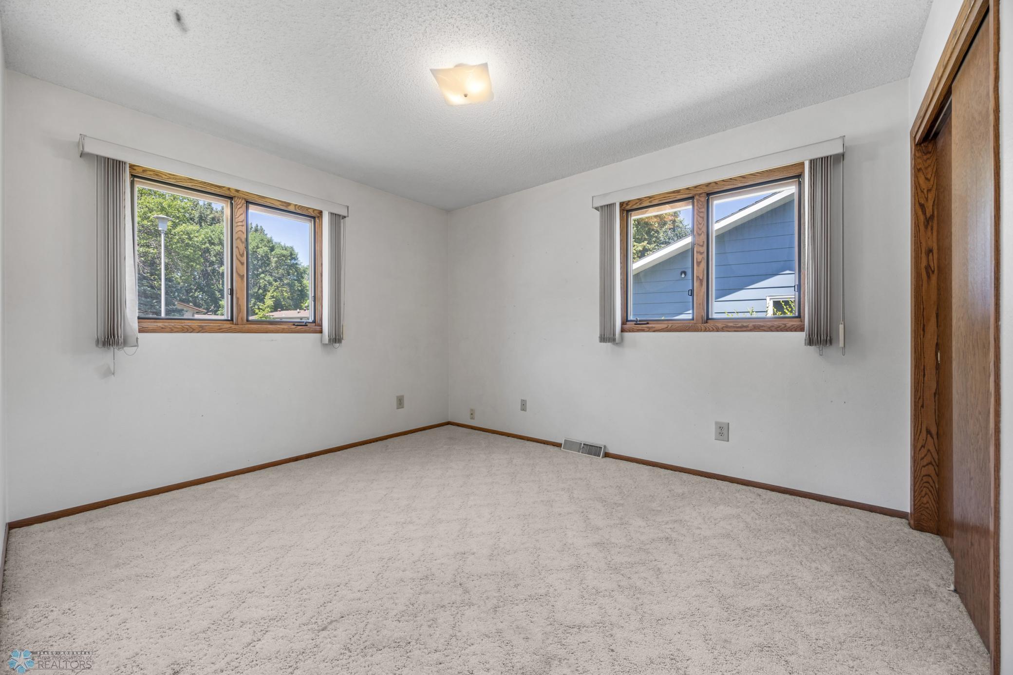 2nd Bedroom - Main floor