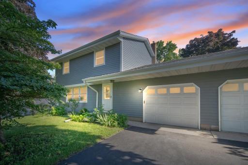 2205 Mapleview Avenue, Saint Paul, MN 55109
