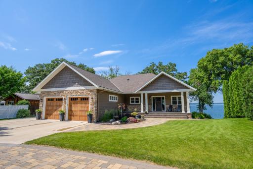 311 Lake Avenue S, Spicer, MN 56288