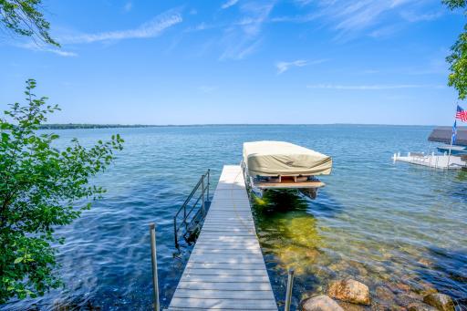 311 Lake Avenue S, Spicer, MN 56288