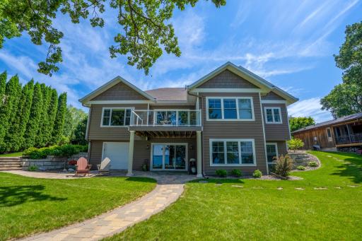 311 Lake Avenue S, Spicer, MN 56288