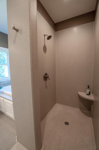 311 Lake Avenue S, Spicer, MN 56288