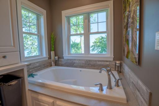 311 Lake Avenue S, Spicer, MN 56288
