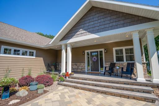 311 Lake Avenue S, Spicer, MN 56288