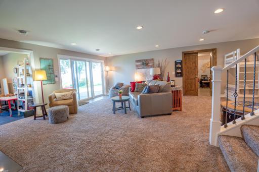 311 Lake Avenue S, Spicer, MN 56288