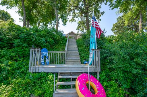 311 Lake Avenue S, Spicer, MN 56288
