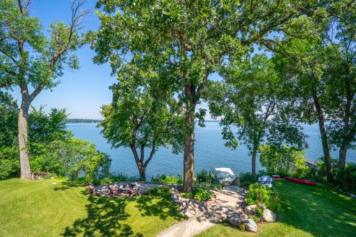 311 Lake Avenue S, Spicer, MN 56288