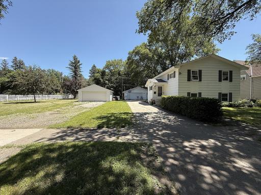 116 N 8th Street, Montevideo, MN 56265