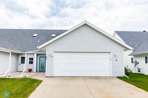 867 12 1/2 Avenue W, West Fargo, ND 58078