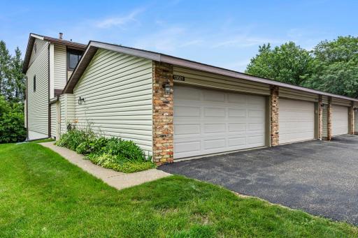 13521 Heather Hills Drive, Burnsville, MN 55337