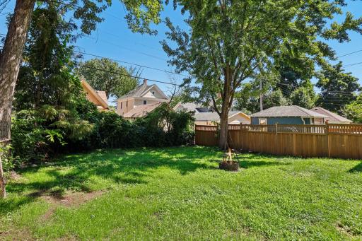 1201 Hague Avenue, Saint Paul, MN 55104