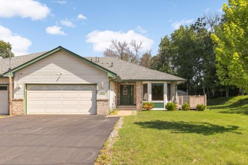 1985 Cope Avenue E, Saint Paul, MN 55109