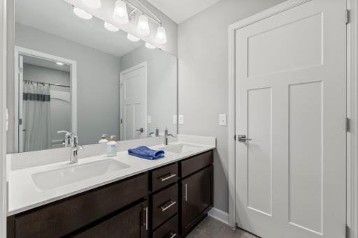 4617 Cobalt Lane, Woodbury, MN 55129