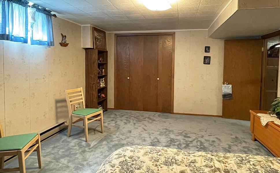 33.3 Bedroom3-1NonConforming.jpg