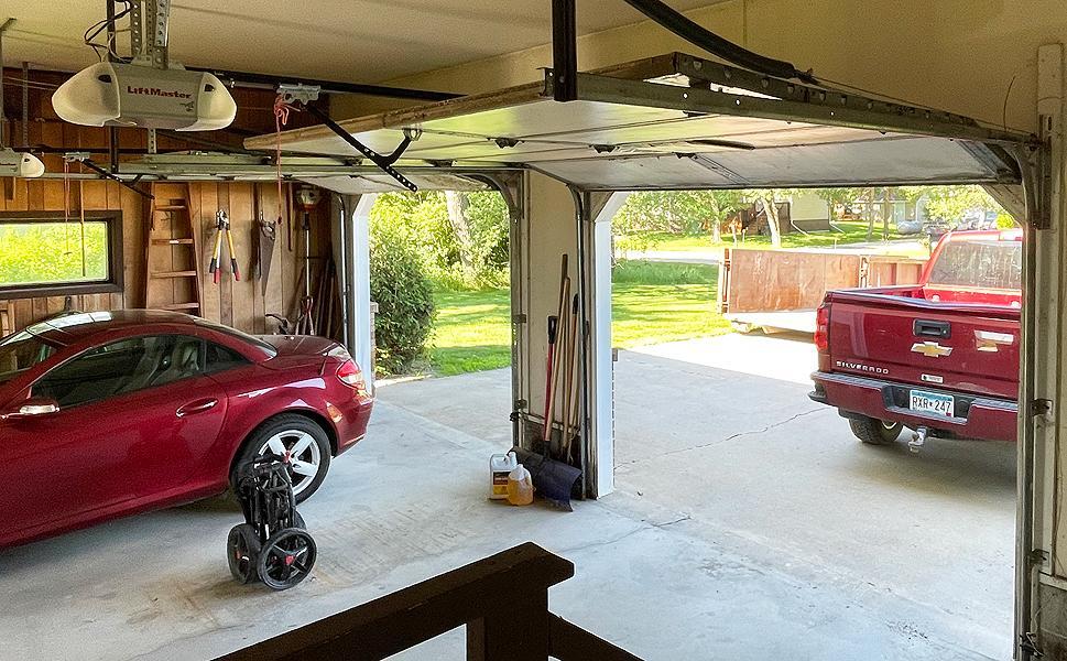 42 Garage2.jpg