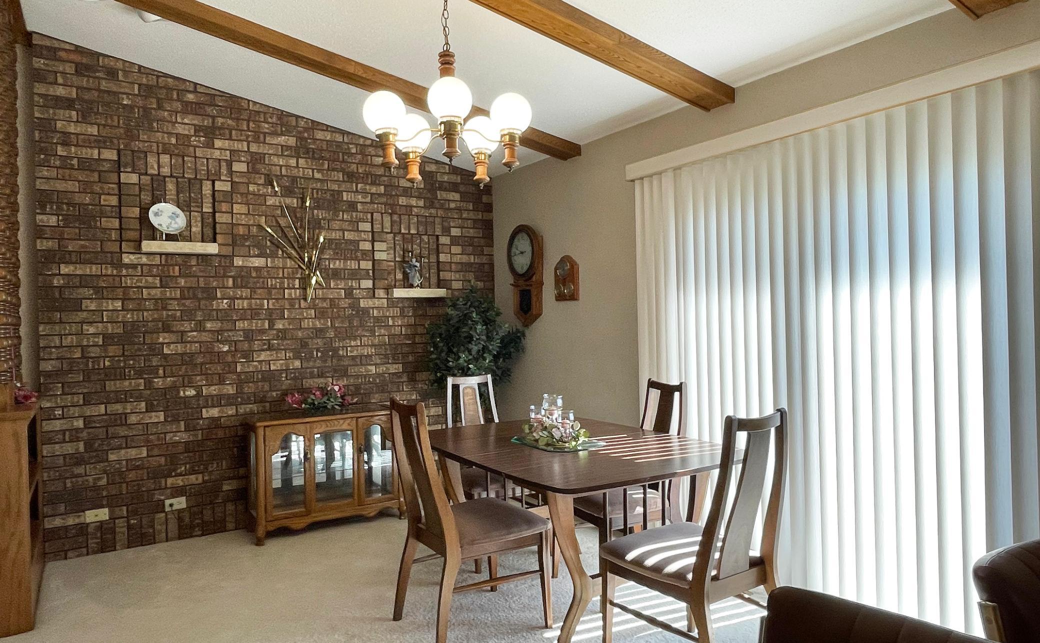 08 DiningRoom1.jpg