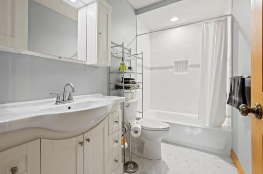 632 E 2nd Street, New Richmond, WI 54017