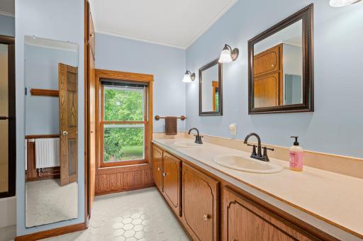 632 E 2nd Street, New Richmond, WI 54017