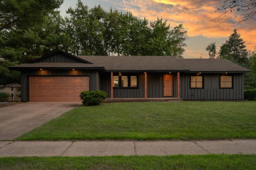 2100 105th Avenue NW, Minneapolis, MN 55433