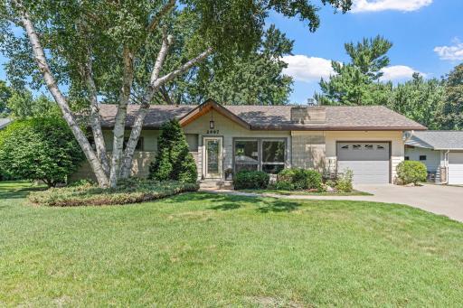 2997 Arona Street, Roseville, MN 55113
