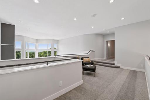 11068 Bell Oaks Estate Road, Eden Prairie, MN 55347