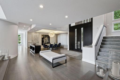 11068 Bell Oaks Estate Road, Eden Prairie, MN 55347
