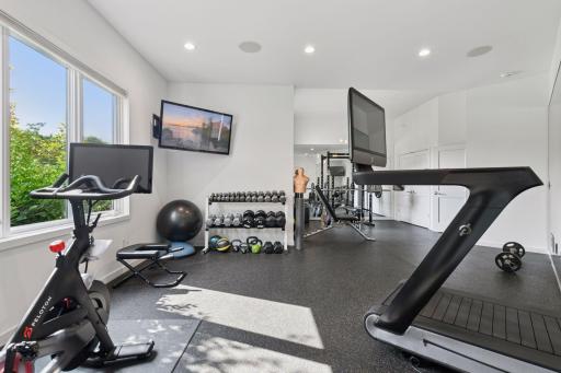 11068 Bell Oaks Estate Road, Eden Prairie, MN 55347