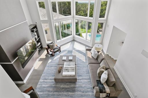 11068 Bell Oaks Estate Road, Eden Prairie, MN 55347
