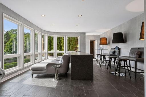 11068 Bell Oaks Estate Road, Eden Prairie, MN 55347