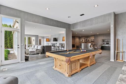 11068 Bell Oaks Estate Road, Eden Prairie, MN 55347
