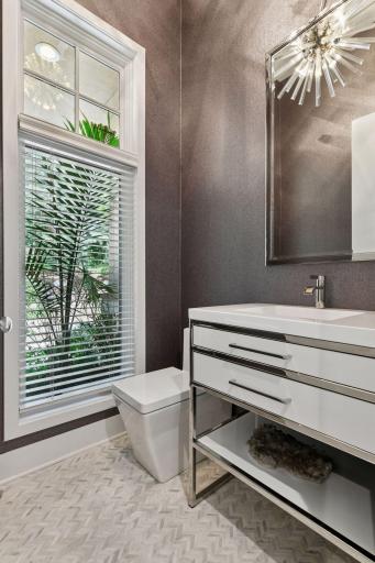 11068 Bell Oaks Estate Road, Eden Prairie, MN 55347