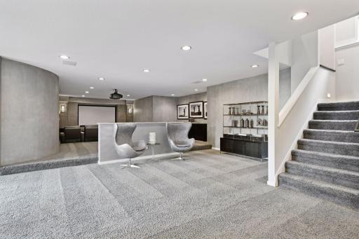 11068 Bell Oaks Estate Road, Eden Prairie, MN 55347
