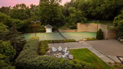 11068 Bell Oaks Estate Road, Eden Prairie, MN 55347