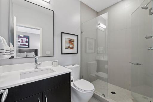 11068 Bell Oaks Estate Road, Eden Prairie, MN 55347