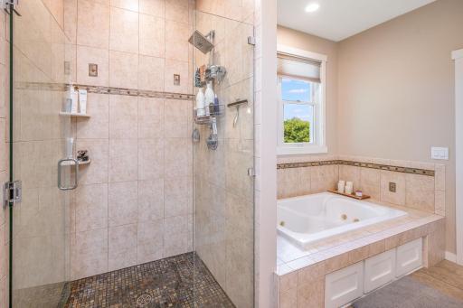 46360 Cape Trail Cleveland MN-51.jpg