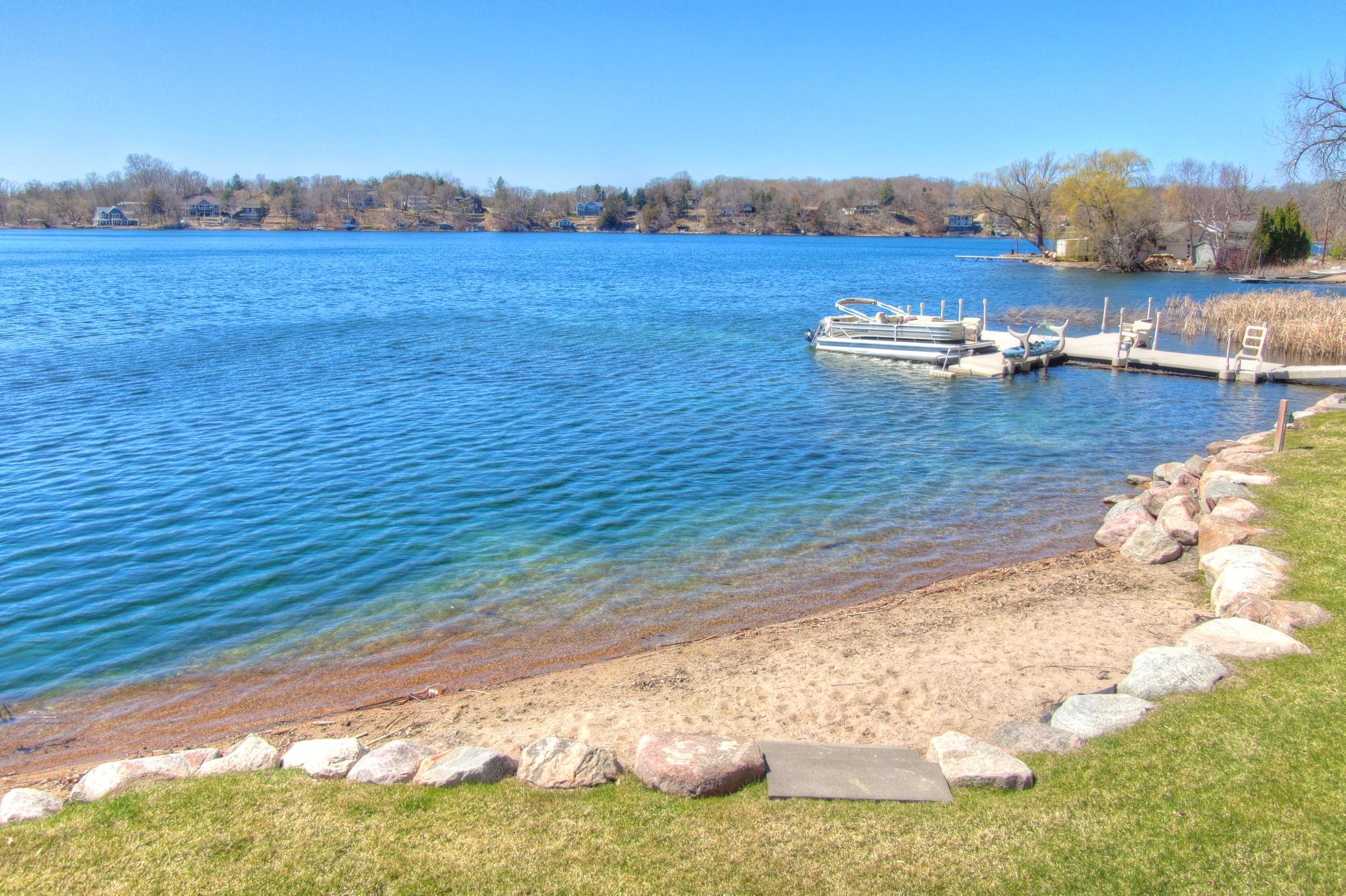 Lake Sylvia is made up of East and West Sylvia, connected by a navigable channel. Together, they span nearly 1,600 acres, with West Lake Sylvia offering approximately 905 acres, a max depth of 97 feet and exceptional water clarity.
