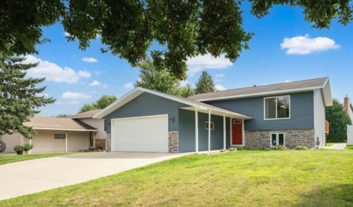 948 41st Street NW, Rochester, MN 55901