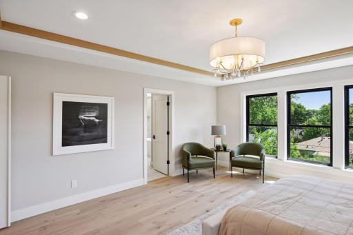5625 Chowen Avenue S, Edina, MN 55410