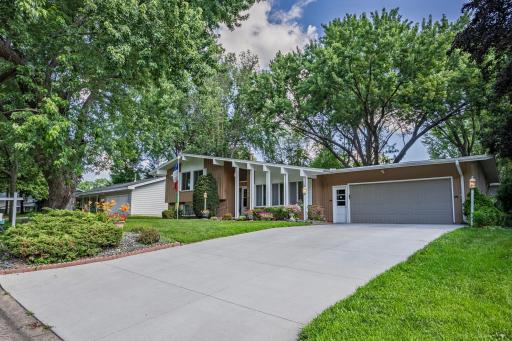7829 Alden Way NE, Minneapolis, MN 55432