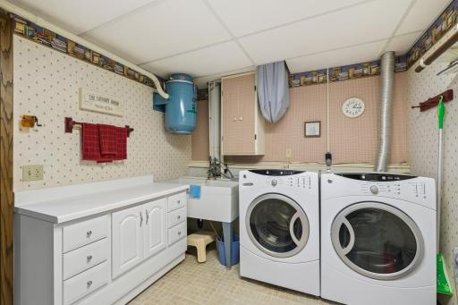 9925 Upper 161st Street W, Lakeville, MN 55044