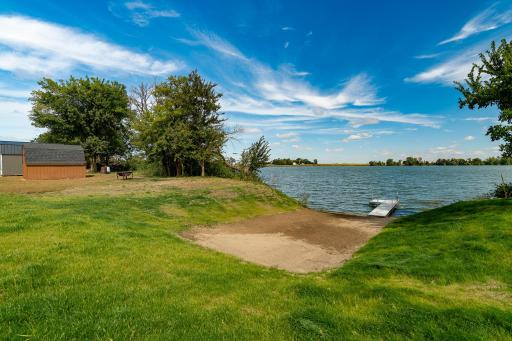 Lot 4 W Clear Lake Drive, Ceylon, MN 56121