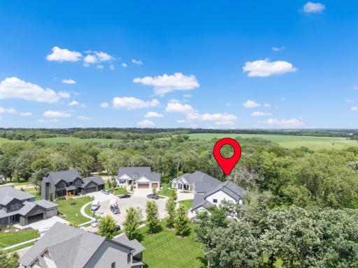 2576 Timber Oaks Road SW, Rochester, MN 55902